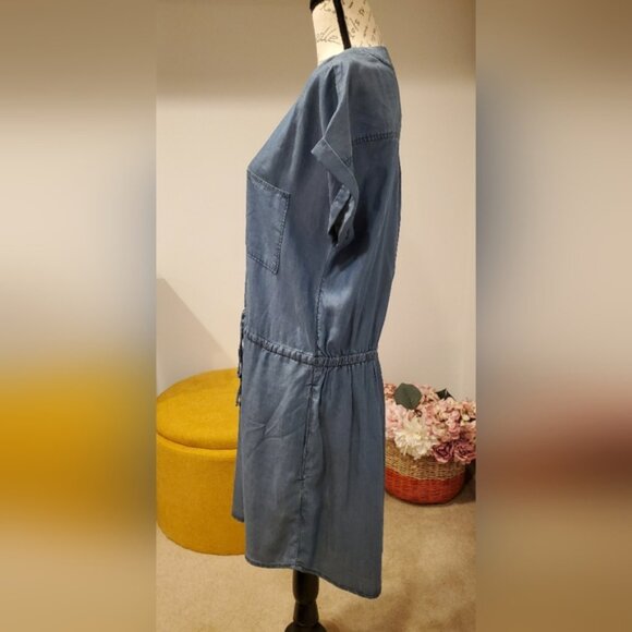 Tommy Bahama Blue Button-Down Dress, Size M. - Picture 4 of 10